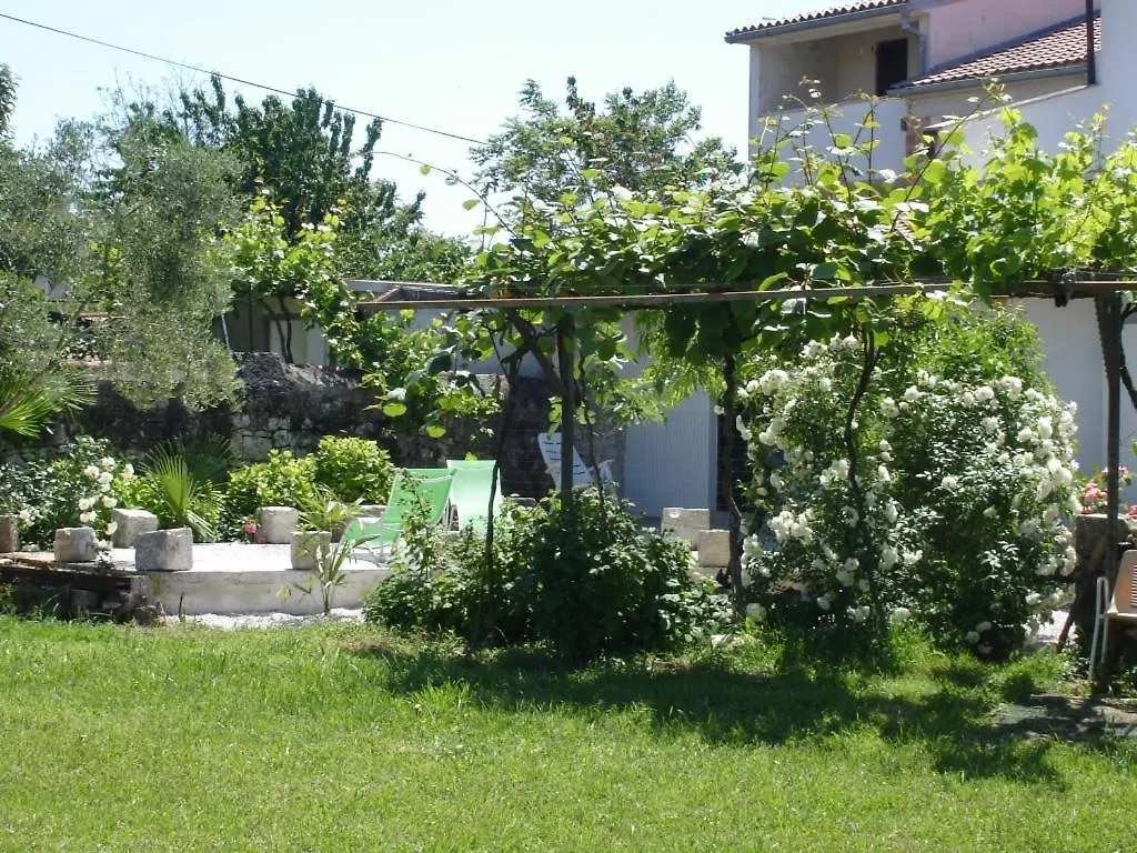Studio Apartment In Funtana With Balcony, Air Conditioning, Wifi, Washing Machine 4982-8 Croatia
